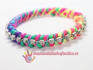 Pulsera Tejida Con Cola De Rat N Y Strass Manualidades Faciles